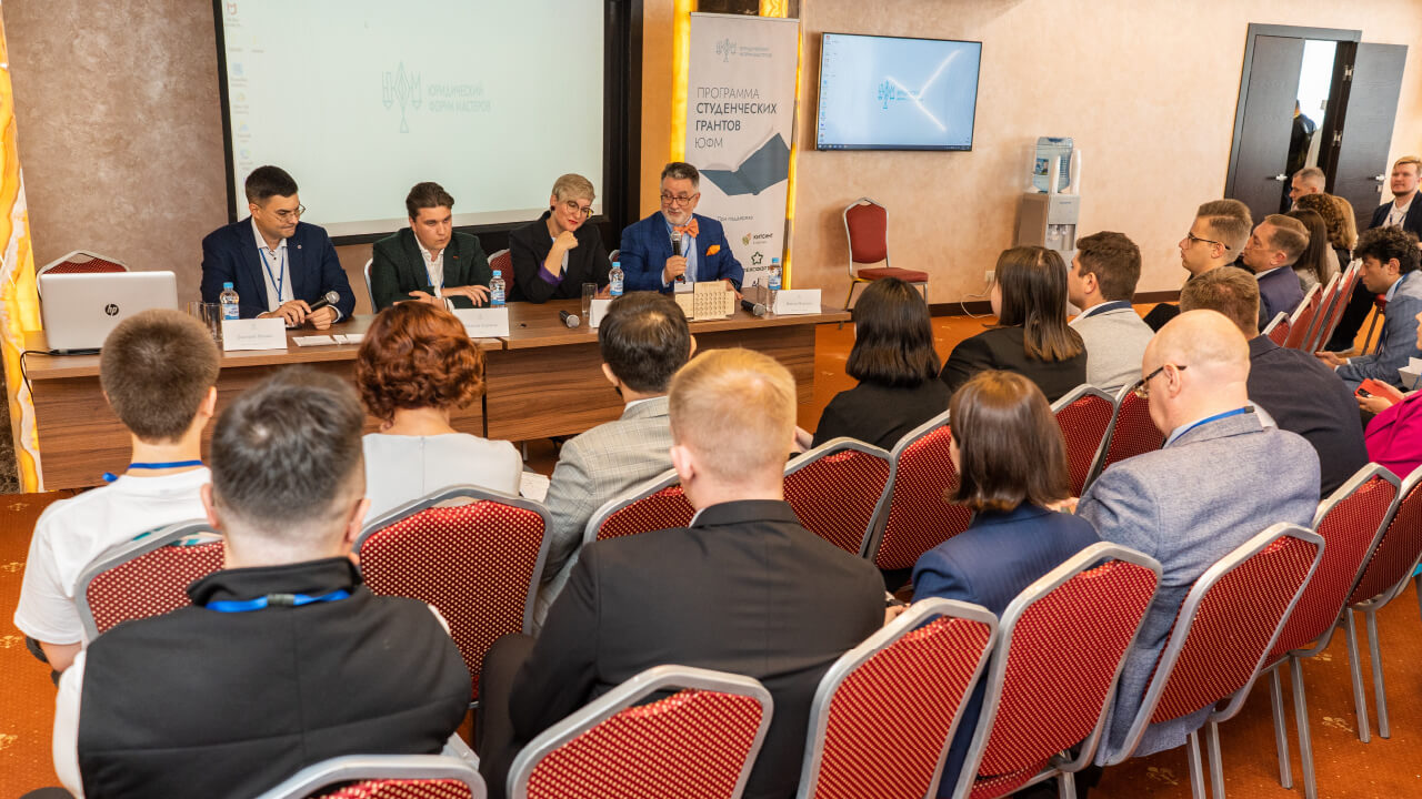 Podgotovka-sotrudnikov-dlya-yurfirmy-i-yuridicheskoj-sluzhby